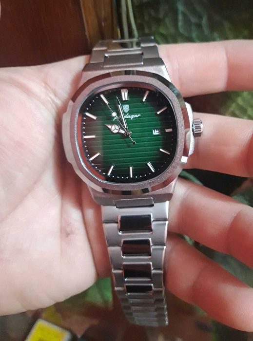 Часовник poedagar