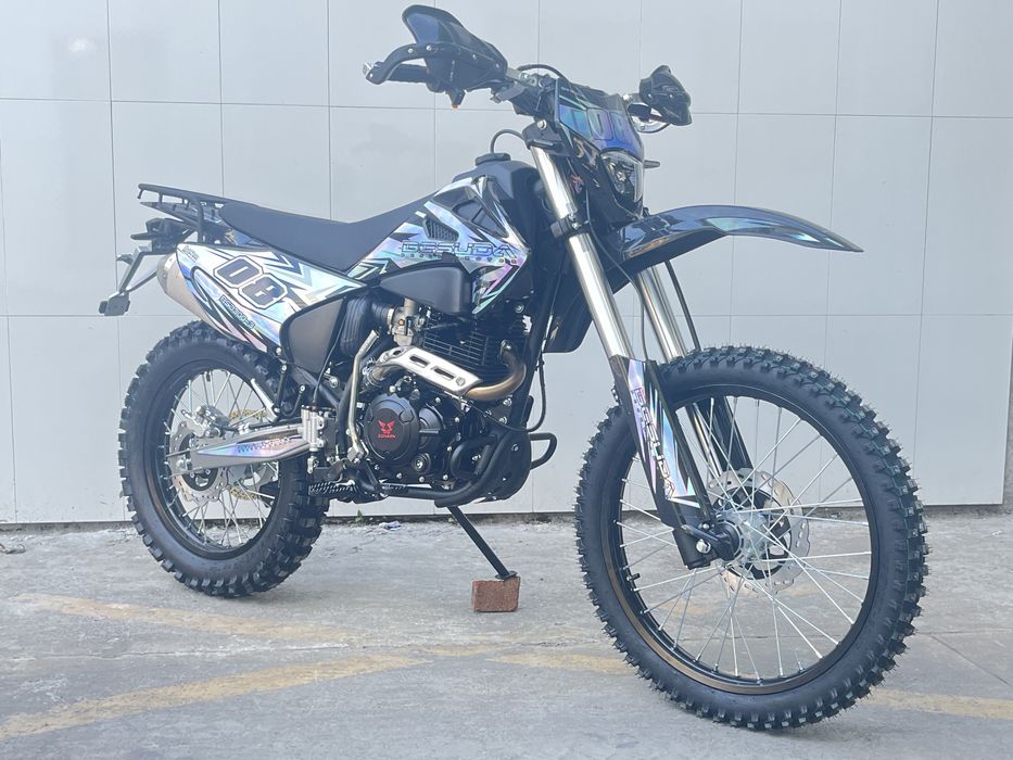 BESUDA ZONSEN CB 300cc оригинал мотоциклы