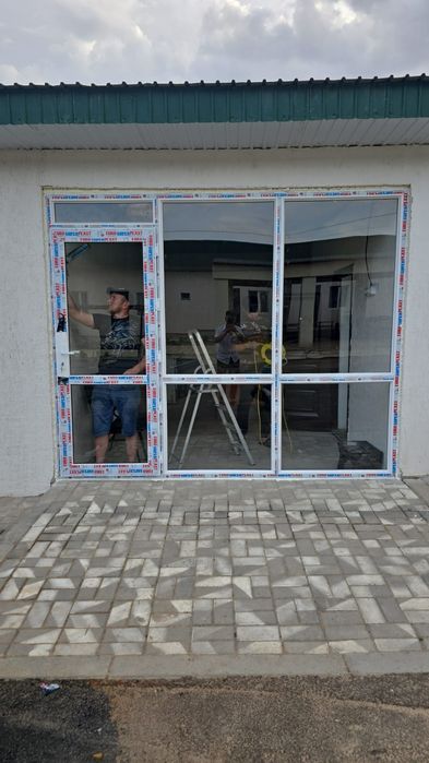 Пластиковые окна, двери, витражи