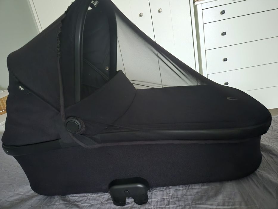 Кош за новородено Maxi Cosi Oria