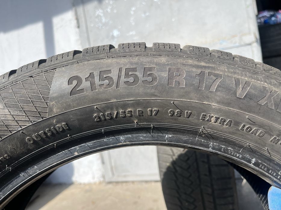 2 бр. зимни гуми 215/55/17 Continental DOT 2019 5 mm