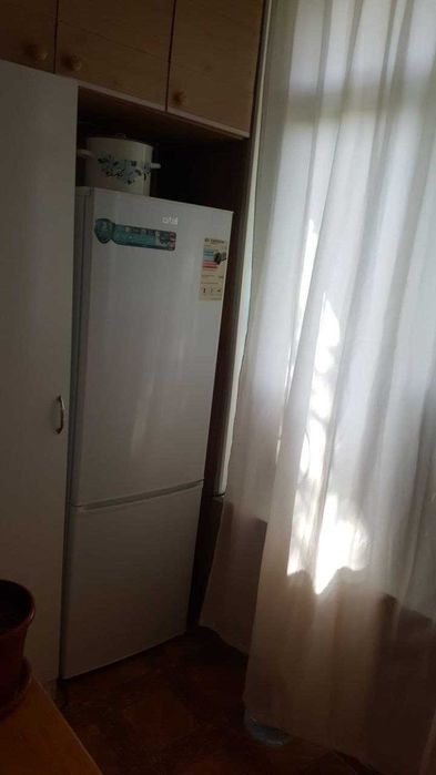 Продаётся 2х комн квартира на Художников. метро БИЙ. 225 школа
