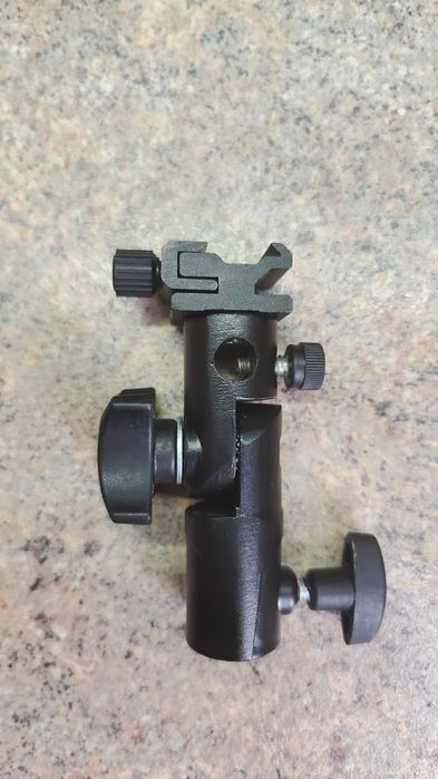 Держатель крепление вспышки