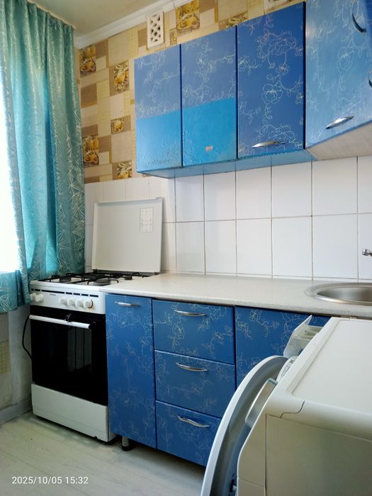 Сдаю- 2-х.ком.кв. на 6мкр