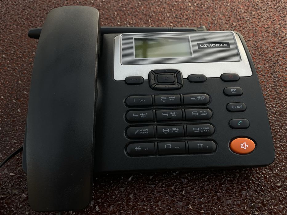 Uzmobile AWP-Z600