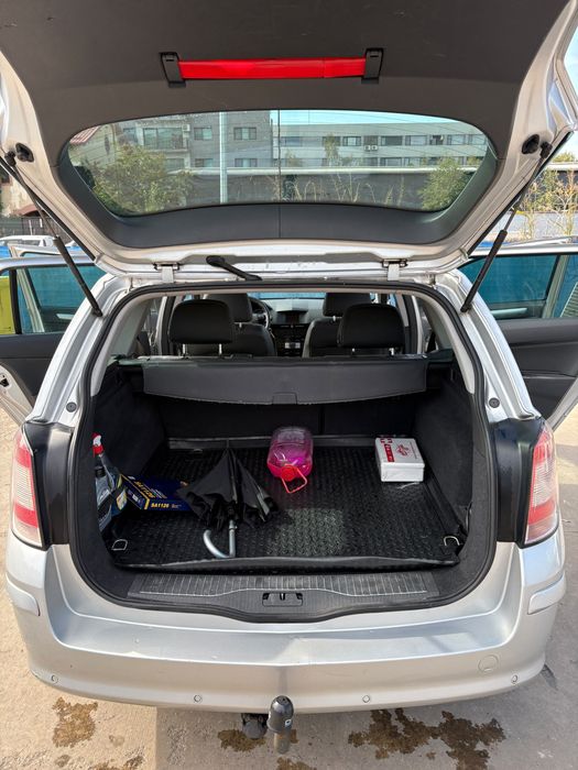 OPEL Astra 2010 — imagine 3
