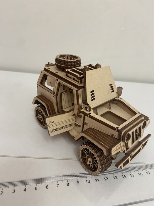 ECOMETHOD 3D деревянный конструктор – модель автомобиля (собранный)