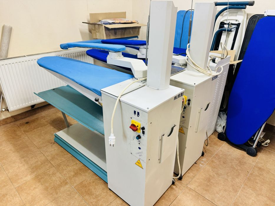 Masa de calcat tip limba cu manecar, incalzita  , cu aspiratie