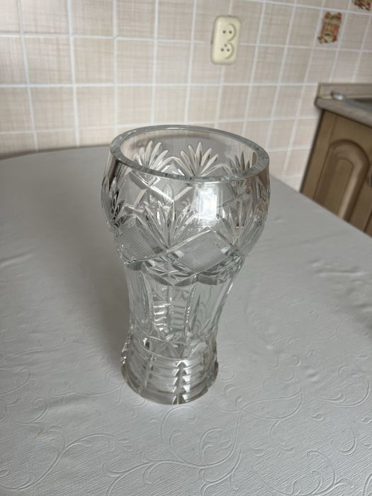 Вазы хрустальные