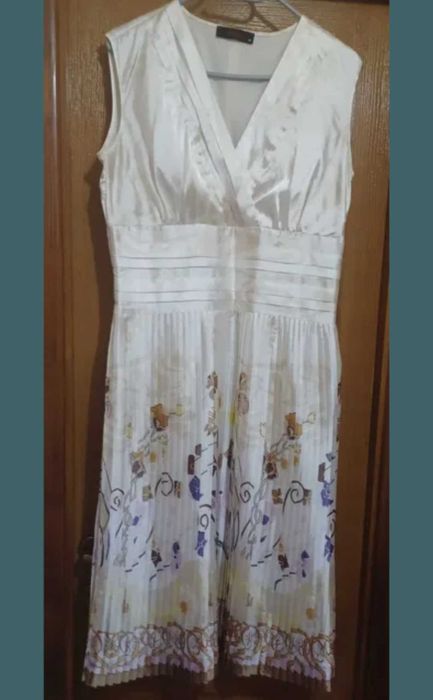 Vând rochie eleganta