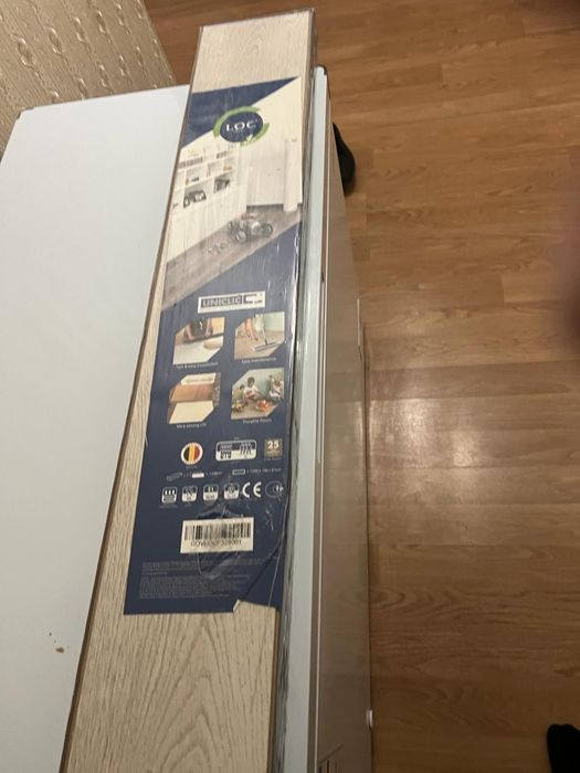 Ламинат Uniclic.