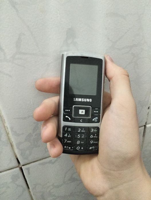 Продаем телефон б/у