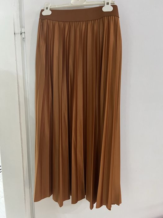 Кафява дълга пола