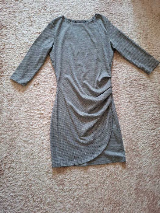 продается серое платье на девушку подросток