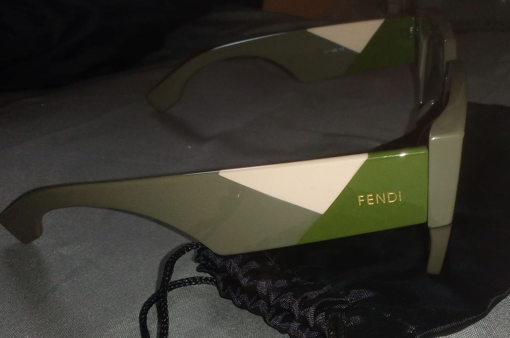 Очки prada и fendi