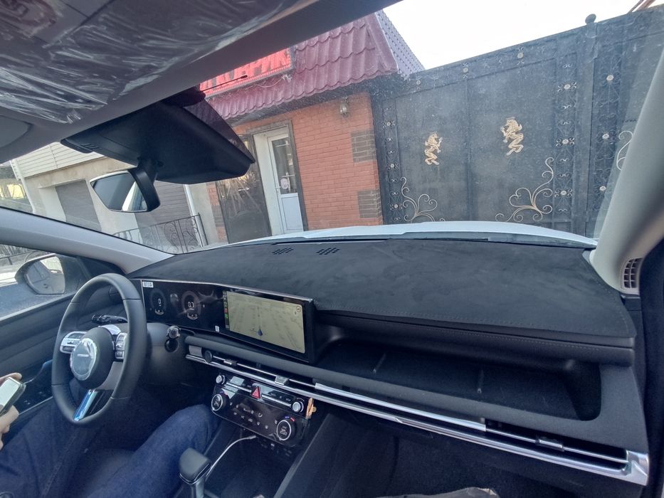 Накидка на панель авто из Алькантары