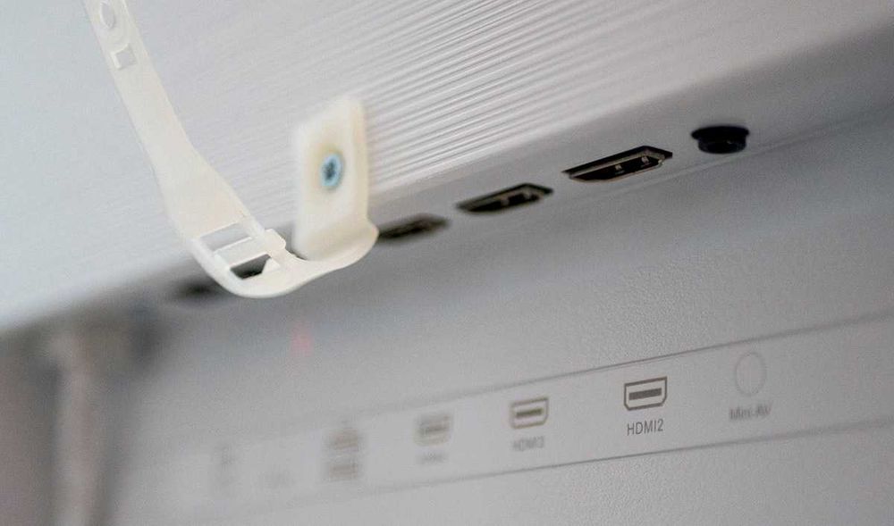 43" Smart TV KIVI 43U790LW