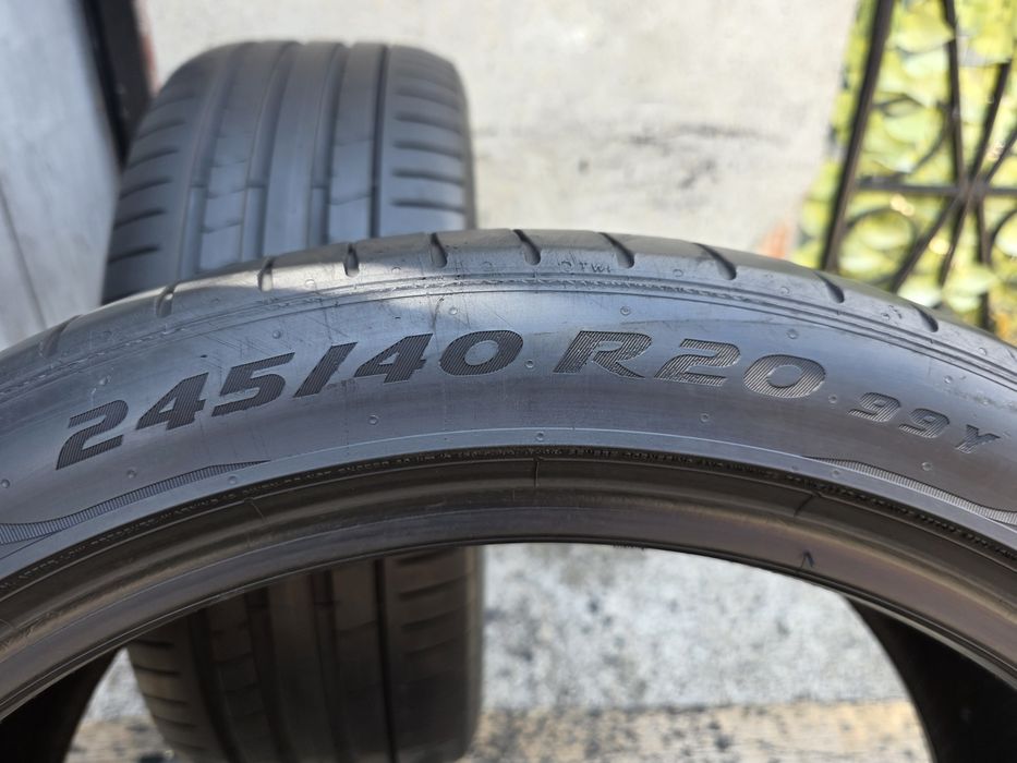 Vând două anvelope de vara pirelli p zero  245 40 20 dot 1624