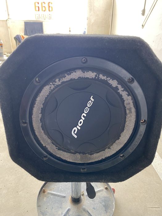 Pioneer 12  бас каса
