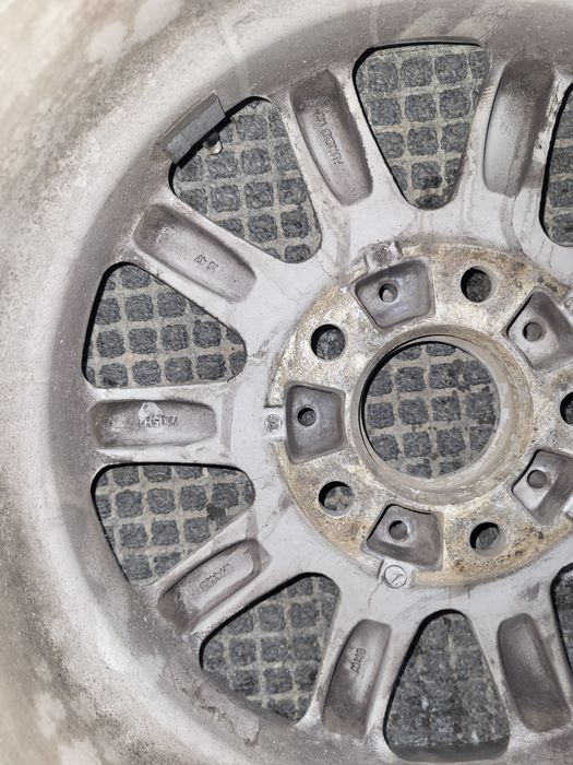 Диски литье R15 (оригинал)