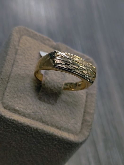 Нов Златен пръстен 4.12гр / 14К