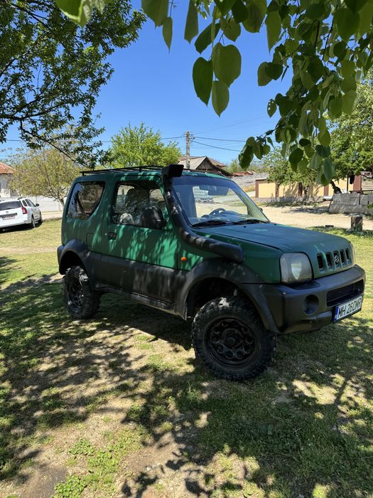 Vând Suzuki Jimny, an 2000, motor 1.3 benzină, 86 CP