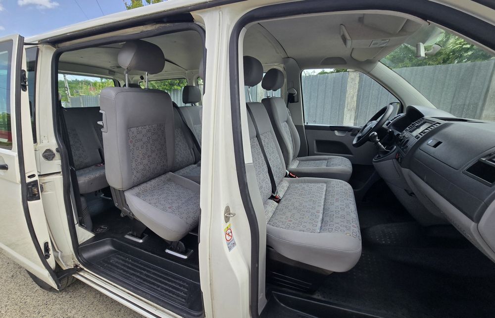 Vw Transporter T5 * 8+1 Locuri  * Motor 1.9 Tdi * Euro 4