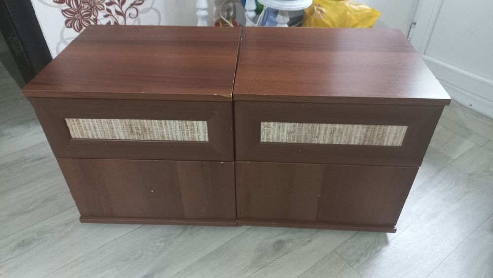 Продам тумбочки 9000