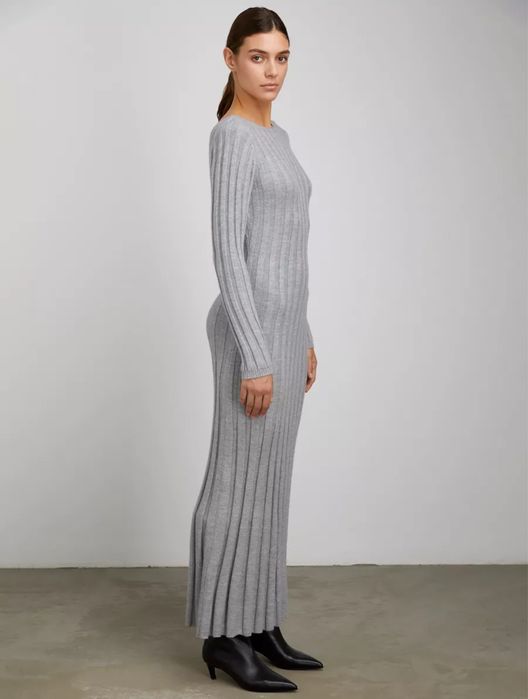 Трикотажное платье