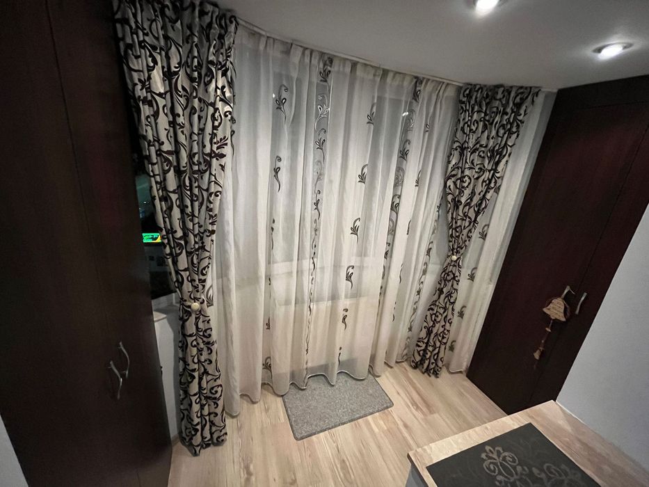Închiriez apartament cu o cameră – Bulevardul Mihai Viteazu