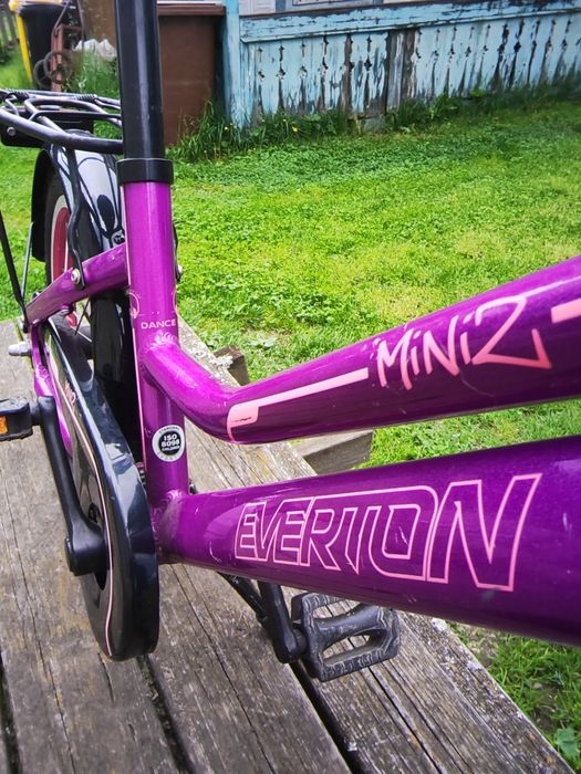 Bicicletă copii Everton MiniZ (Roz/Violet) – Stare foarte bună