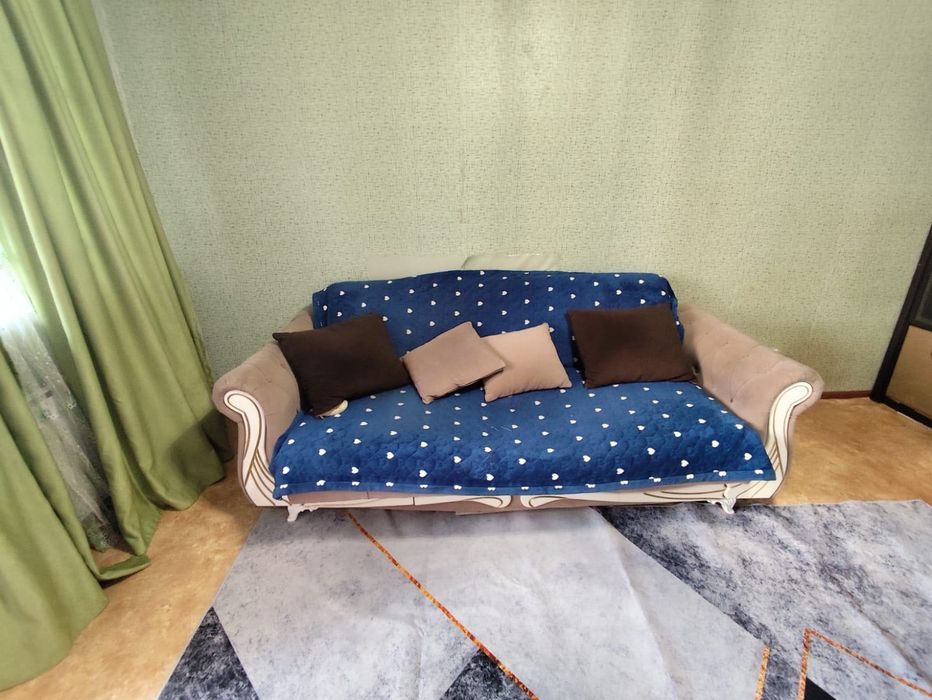 Продам диван б/у