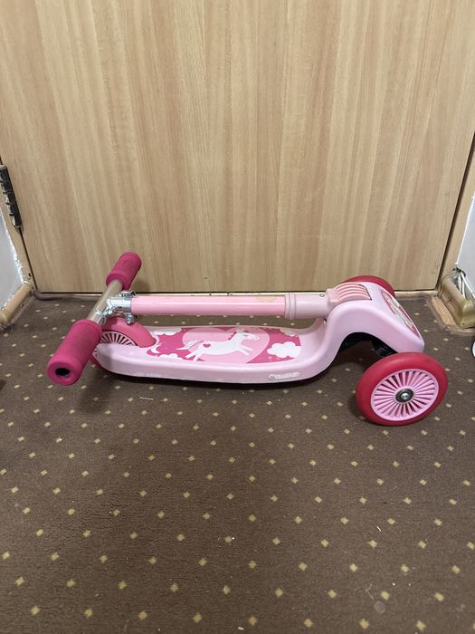 Vand trotineta in stare buna