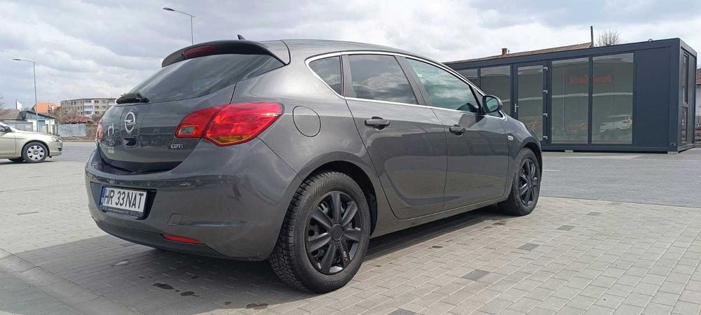 OPEL Astra 2010 — imagine 3