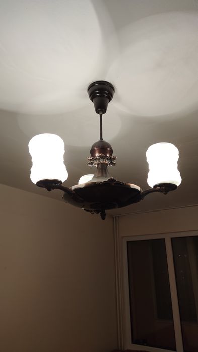 Старинен полилей