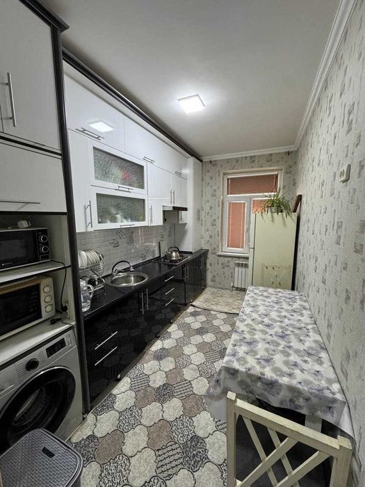 Продаю квартиру Яшнабадский р-он ЖК Азия Хаус ул.Иззат 2-х ком 52м2