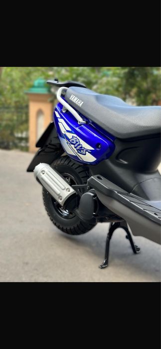 Скутер Yamaha BWs 100 в стоке.
