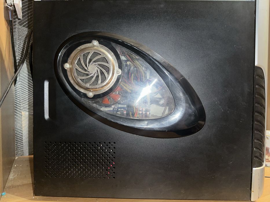 Продам полу игровой пк