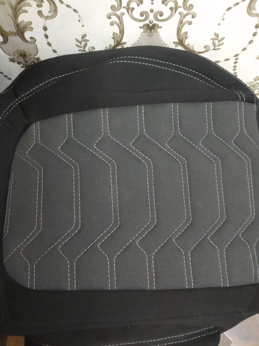 Авточехлы, комплект.