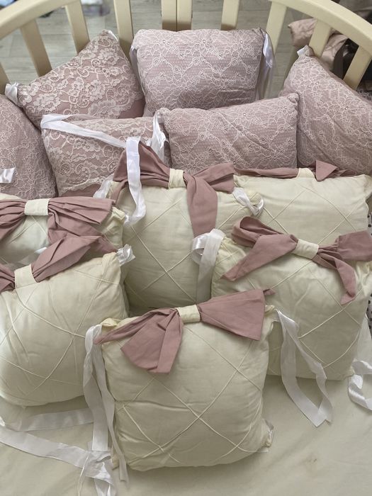 Бортики на кроватку