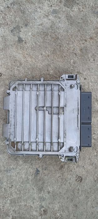 Calculator motor ECU Mercedes GLA CLA B Class A Class 1.6 benzina