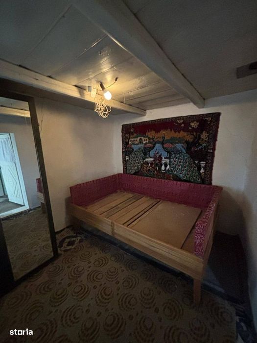 De vanzare casa parinteasca in apropiere de Roman, 23.000 euro
