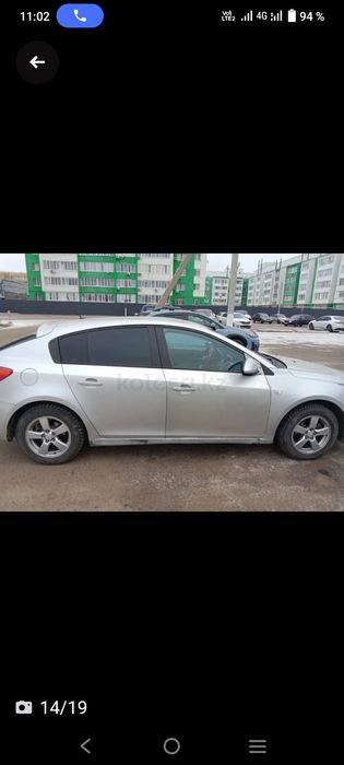 Автомобиль Шевроле круз