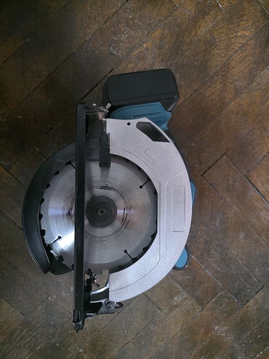 Vand scule electrice