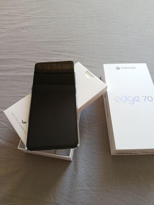 Чисто нов Motorola edge 70