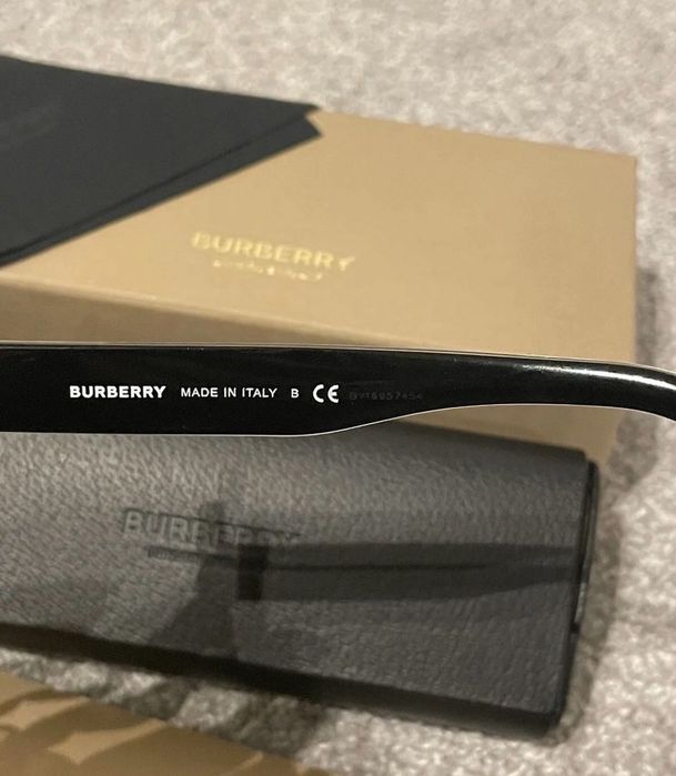 Ochelari Burberry de dama, originali, negri