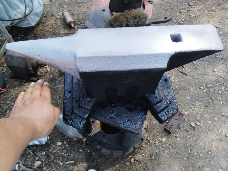 Nicovala atelier fierărie foarte veche