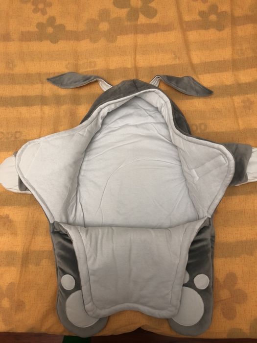 Комбинезон на выписку