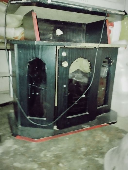 Подставка для телевизора