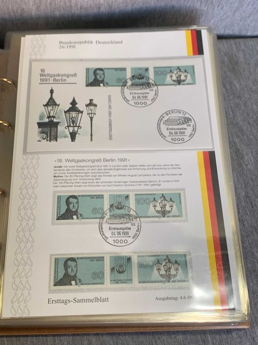 луксозен класьор, Първи ден колекция